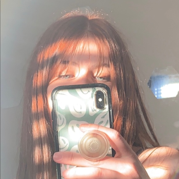 Meet your Posher, Kaitlie - Picture 3 of 7